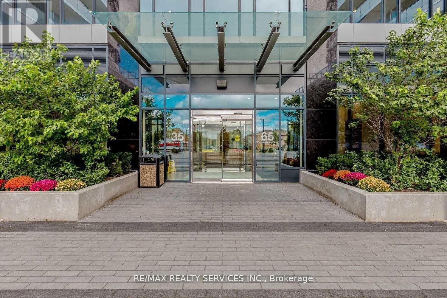 2517 - 35 Watergarden Drive, Mississauga, Ontario  L5R 0G8 - Photo 3 - W13614460