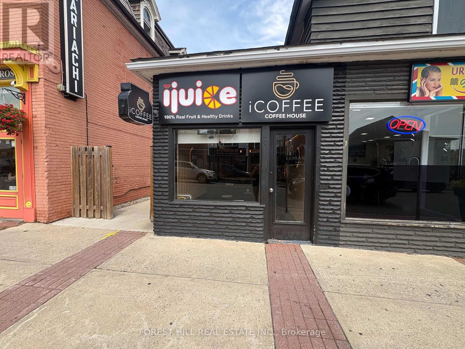 B - 239 QUEEN STREET S Mississauga (Streetsville), ON L5M 1L7