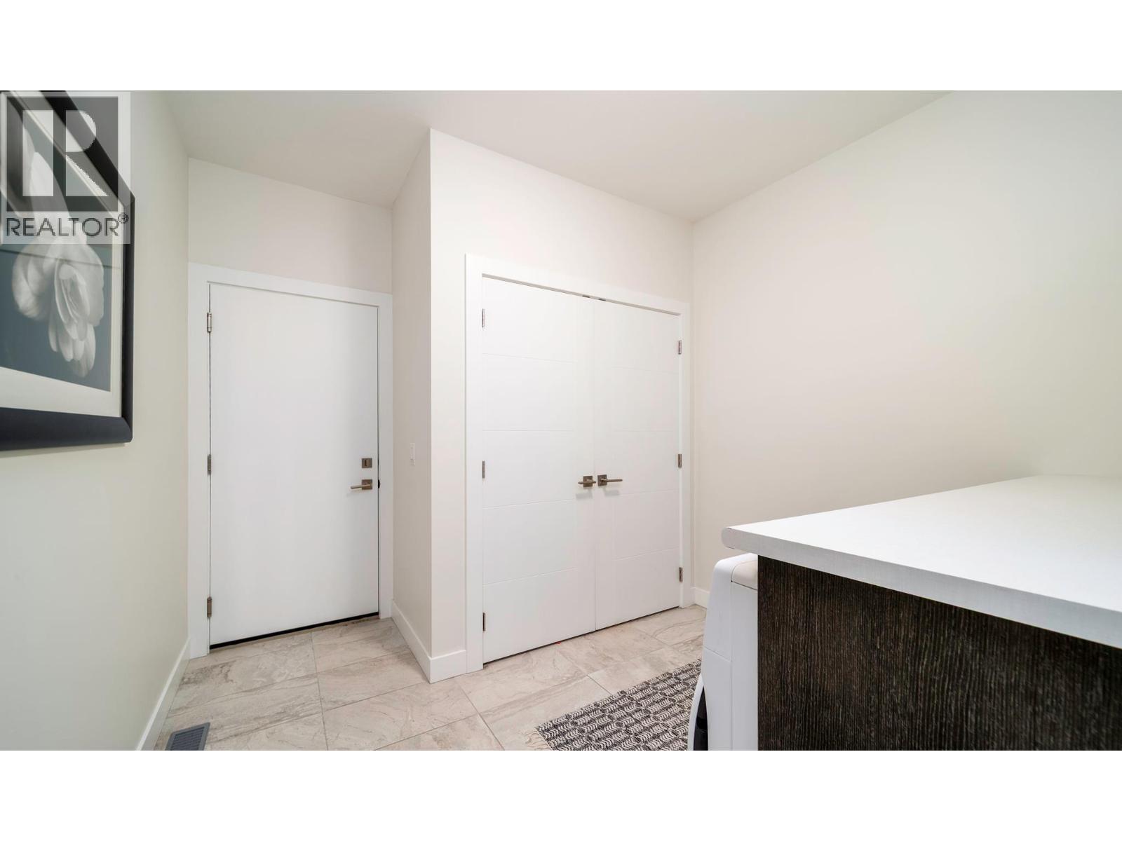 1349 Rocky Point Drive Unit# 2, Kelowna, British Columbia  V1V 0B5 - Photo 16 - 10396051