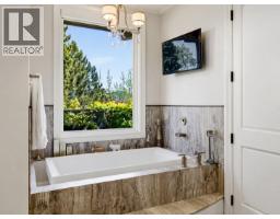 706 Highpointe Court, Kelowna, British Columbia  V1V 2Y3 - Photo 35 - 10384987