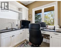 706 Highpointe Court, Kelowna, British Columbia  V1V 2Y3 - Photo 40 - 10384987