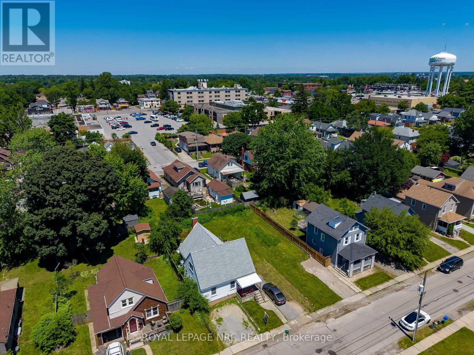 6437 Barker Street, Niagara Falls, Ontario  L2G 1Y6 - Photo 4 - X13614634
