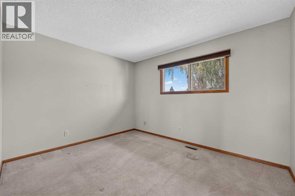 4639 Marbank Drive, Calgary, Alberta  T2A 3H9 - Photo 28 - A2331169