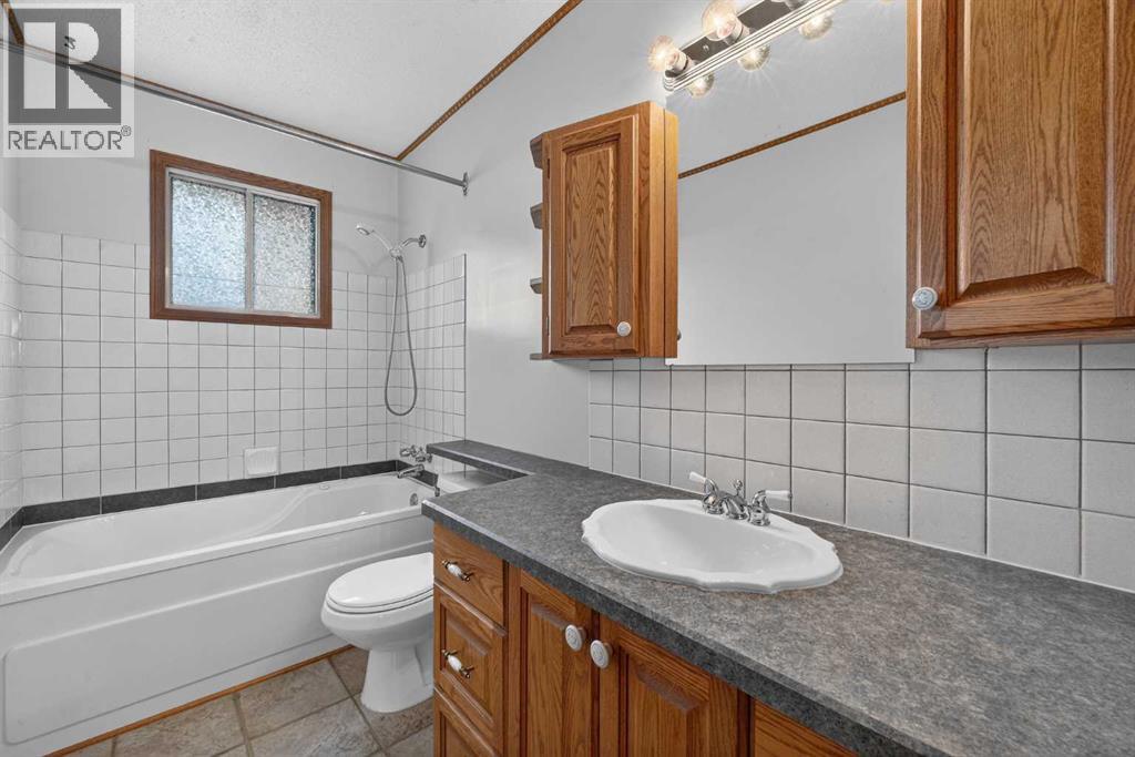4639 Marbank Drive, Calgary, Alberta  T2A 3H9 - Photo 26 - A2331169
