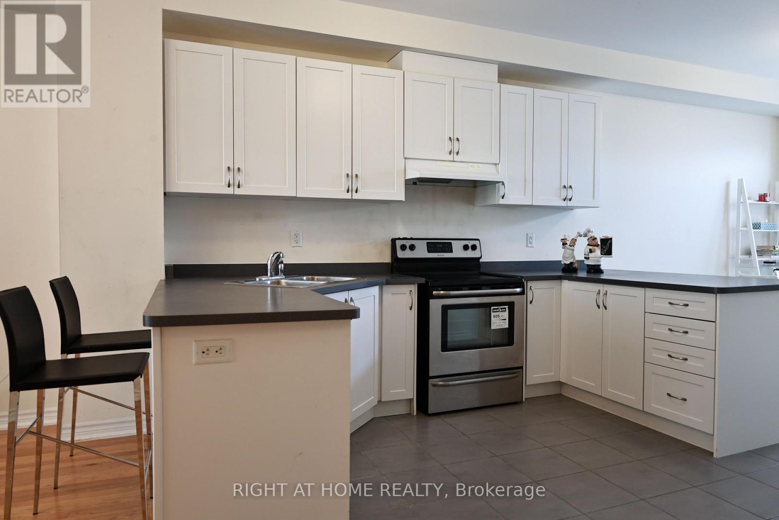 10971 Woodbine Avenue, Markham, Ontario  L6C 0X4 - Photo 11 - N13614600