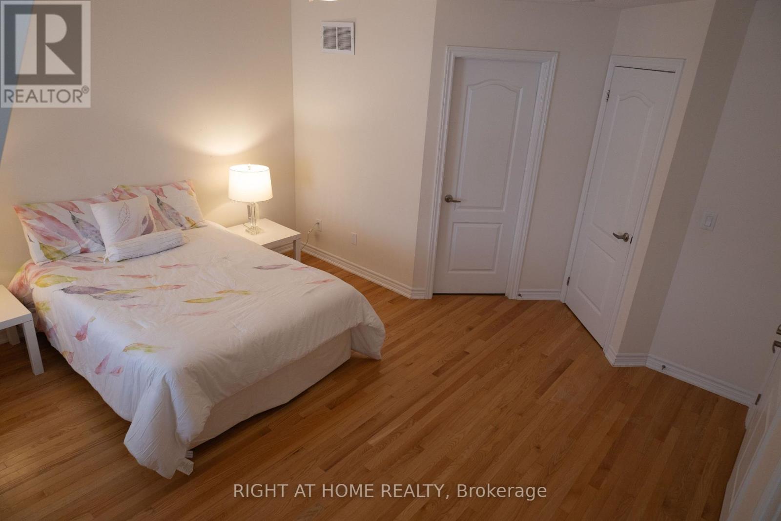 10971 Woodbine Avenue, Markham, Ontario  L6C 0X4 - Photo 5 - N13614600