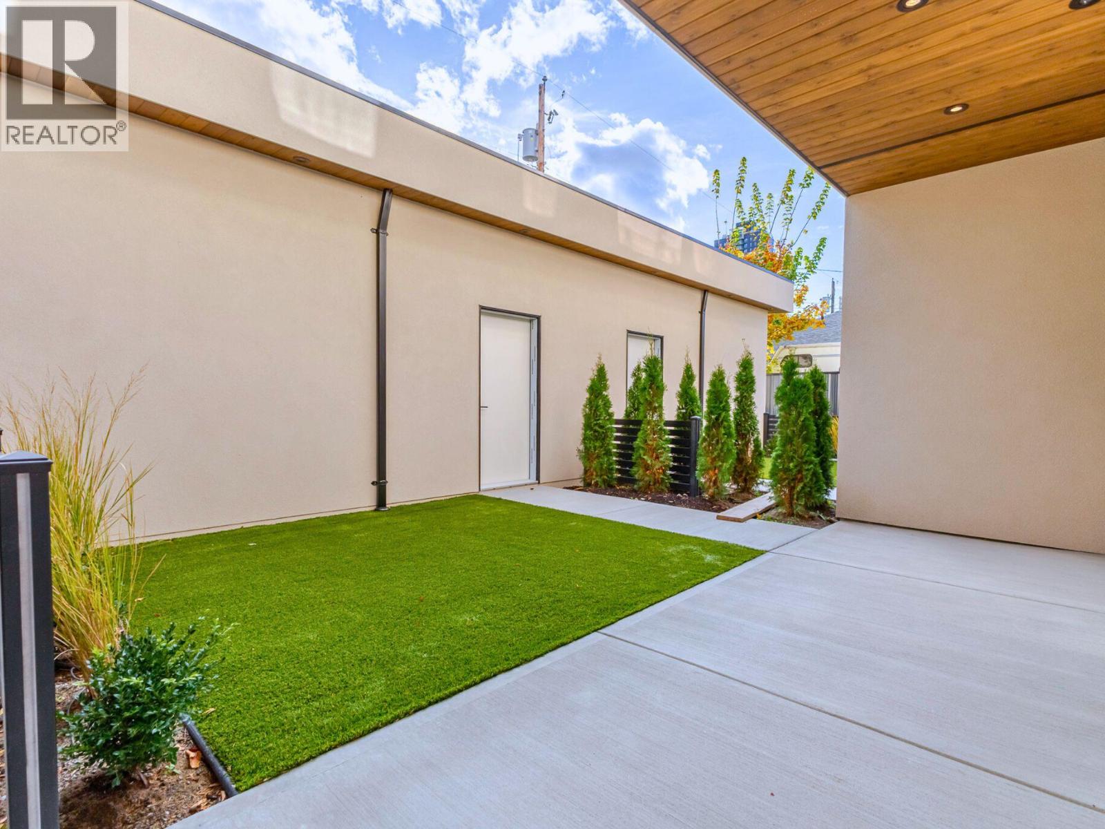 781 Martin Avenue Unit# 4, Kelowna, British Columbia  V1Y 6V4 - Photo 37 - 10379141