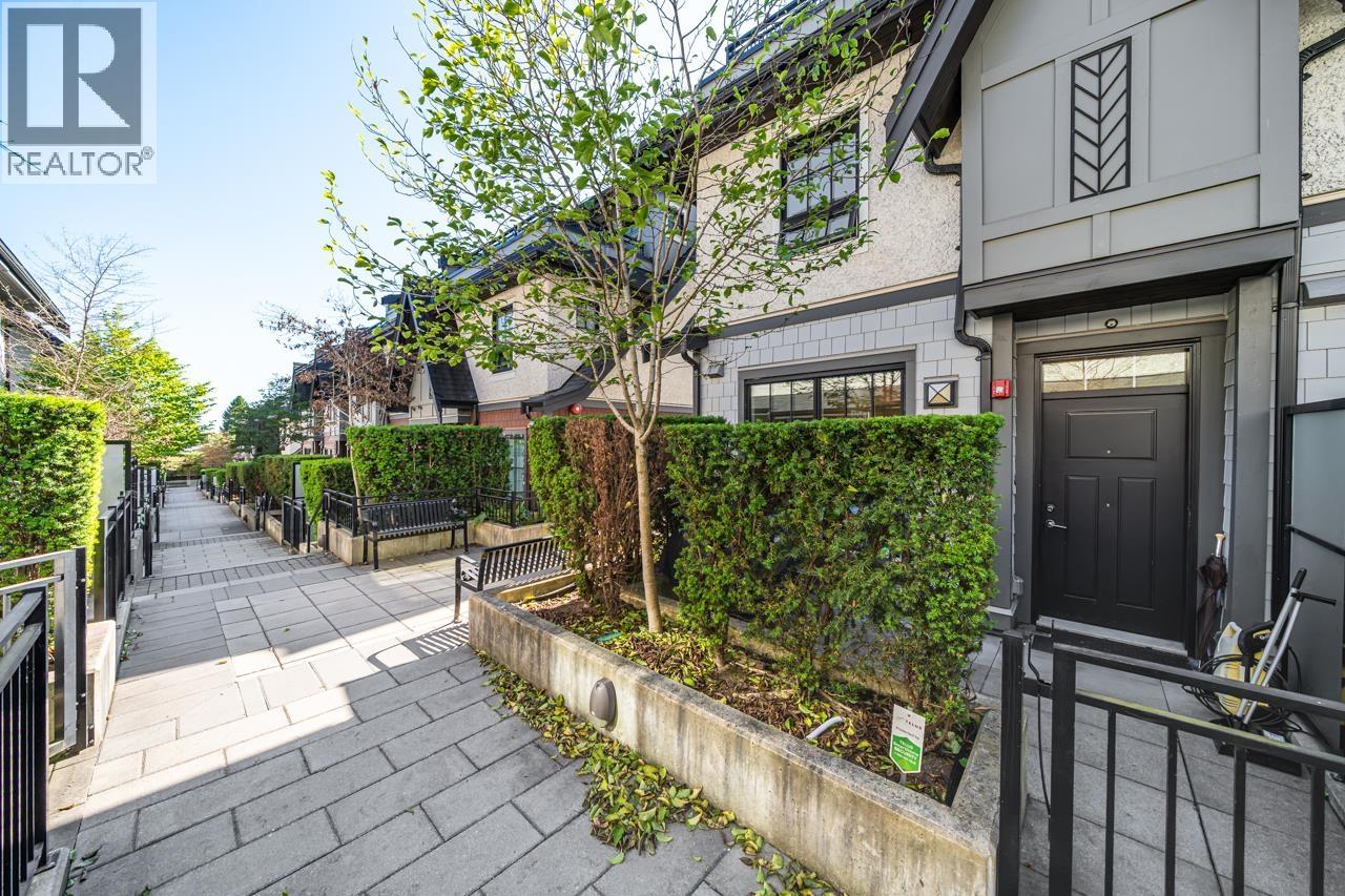 1038 Park Drive, Vancouver, British Columbia  V6P 0H9 - Photo 5 - R3143812