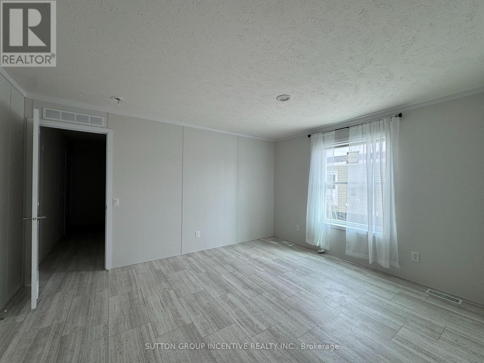 180 Remi Crescent, Timmins, Ontario  P4N 0C5 - Photo 3 - T13172562