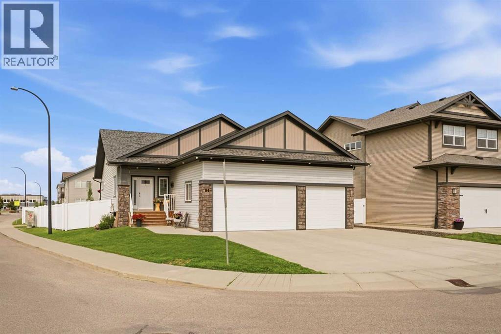 2 Traynor Close, Red Deer, Alberta
