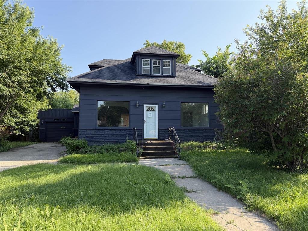 615 Saskatchewan Avenue, Portage La Prairie, Manitoba  R1N 0L4 - Photo 0 - 202618791