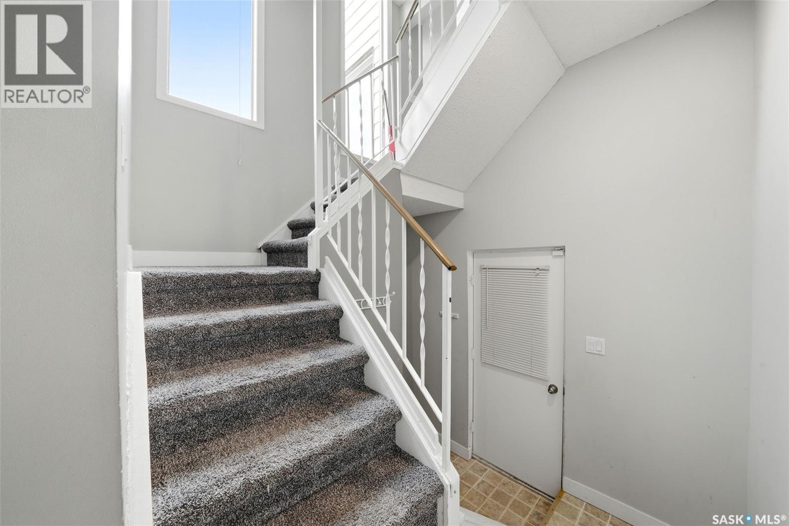 5136 10th Avenue, Regina, Saskatchewan  S4T 7P5 - Photo 4 - SK043914