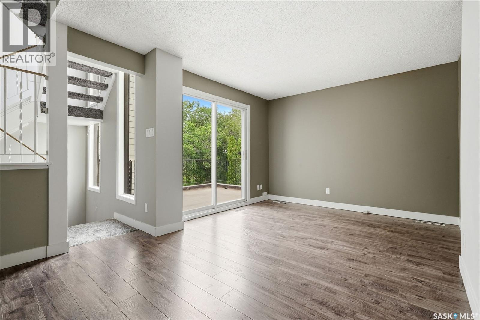 5136 10th Avenue, Regina, Saskatchewan  S4T 7P5 - Photo 5 - SK043914