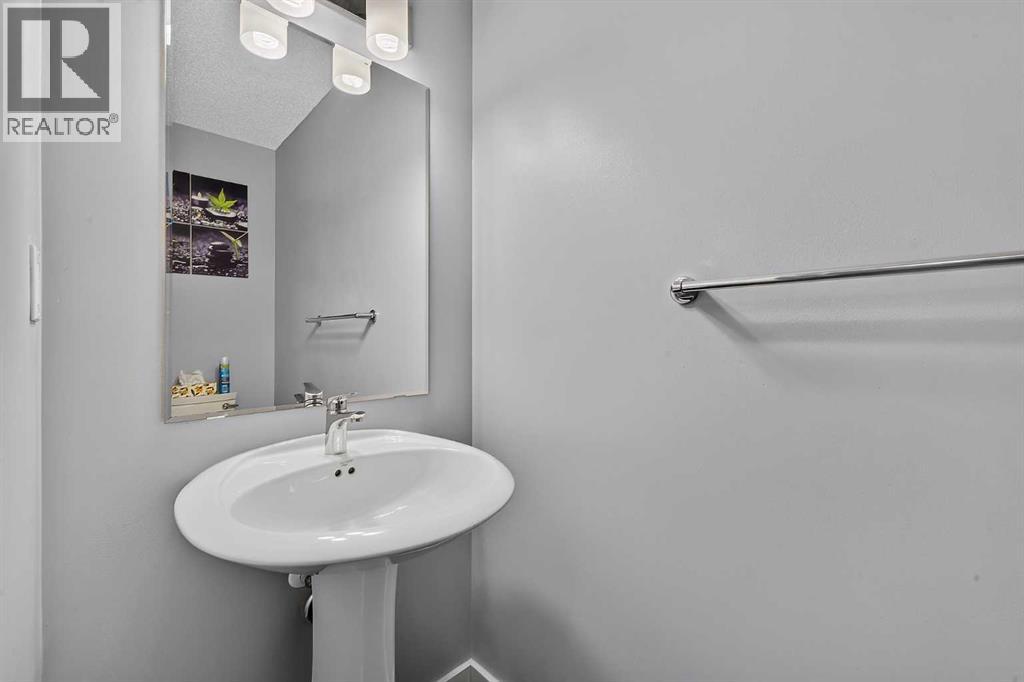 102, 2400 Ravenswood View Se, Airdrie, Alberta  T4A 0V7 - Photo 10 - A2331952