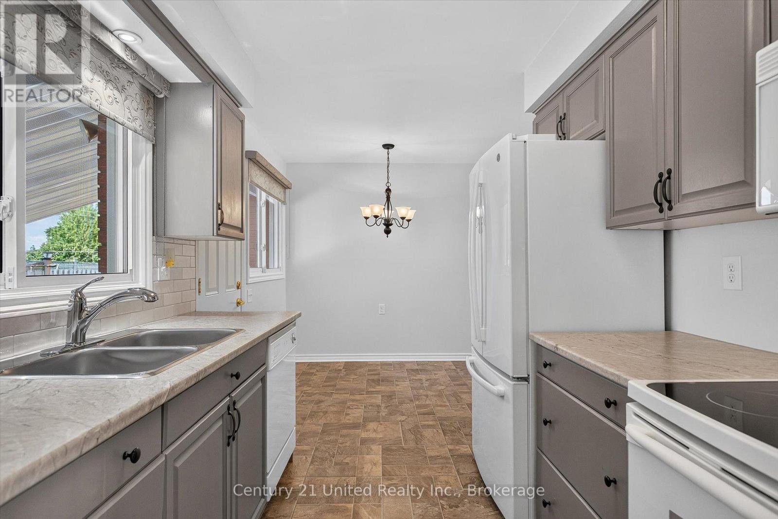615 Saugeen Crescent, Peterborough, Ontario  K9J 1J9 - Photo 12 - X13614714