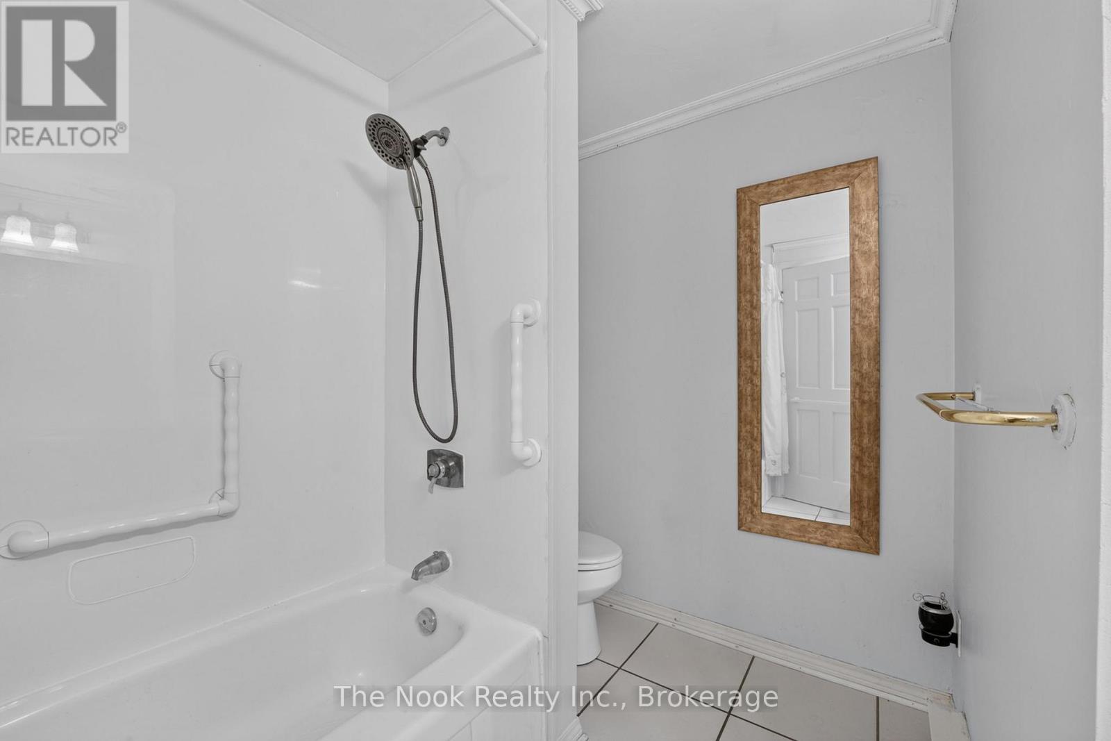 12 - 91 Livingston Avenue, Grimsby (Grimsby West), Ontario  L3M 1L4 - Photo 34 - X13614744