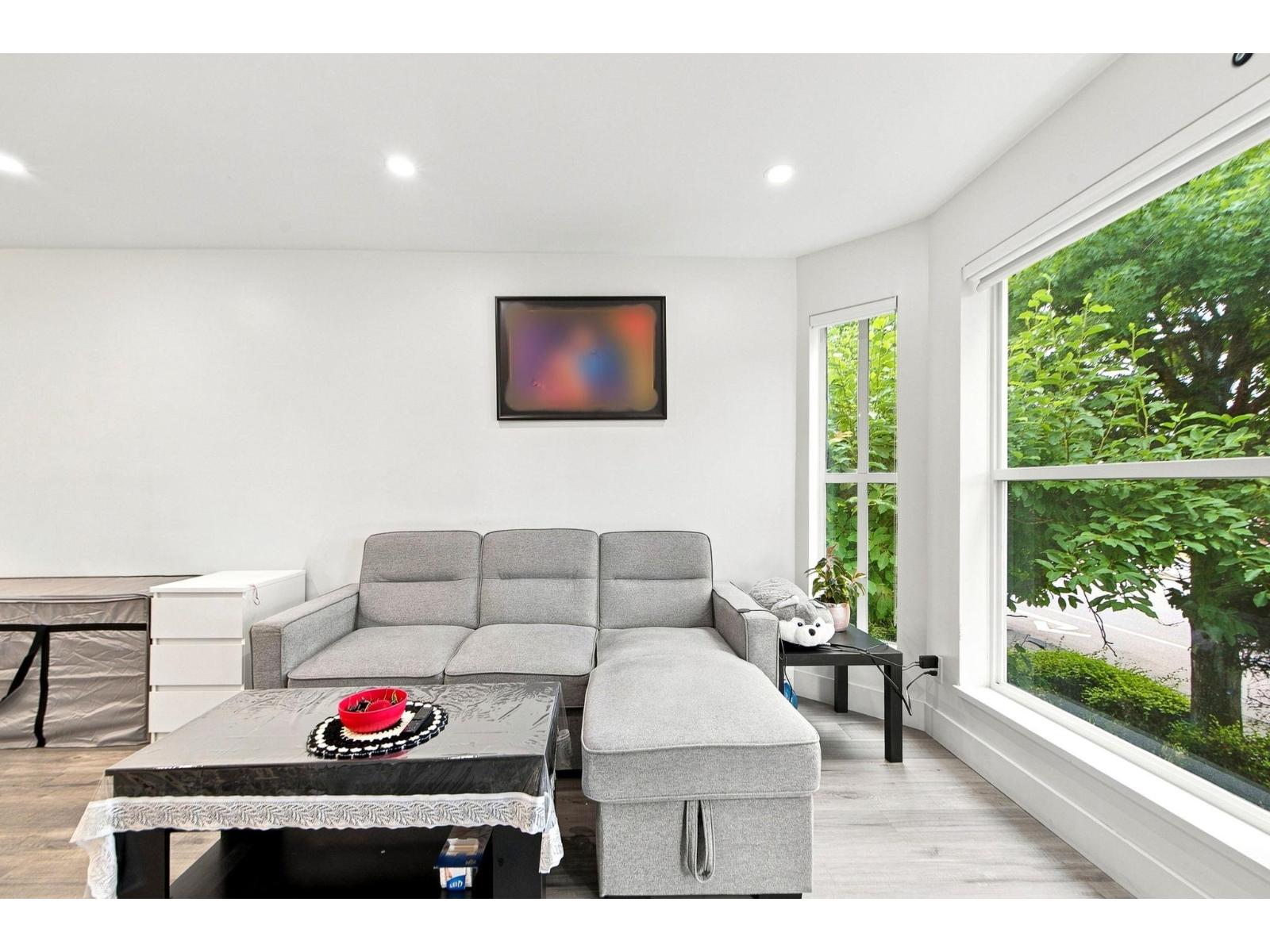 210 7171 121 Street, Surrey, British Columbia  V3W 1G9 - Photo 9 - R3150245