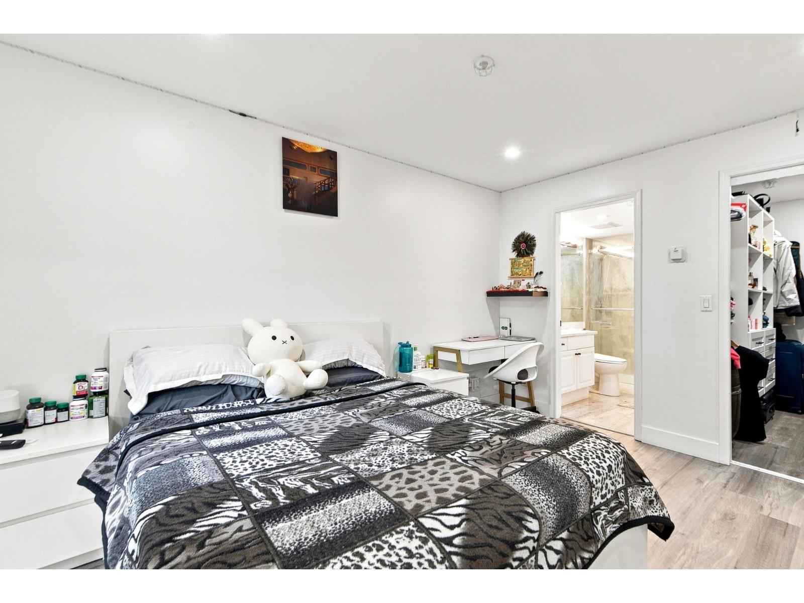210 7171 121 Street, Surrey, British Columbia  V3W 1G9 - Photo 22 - R3150245