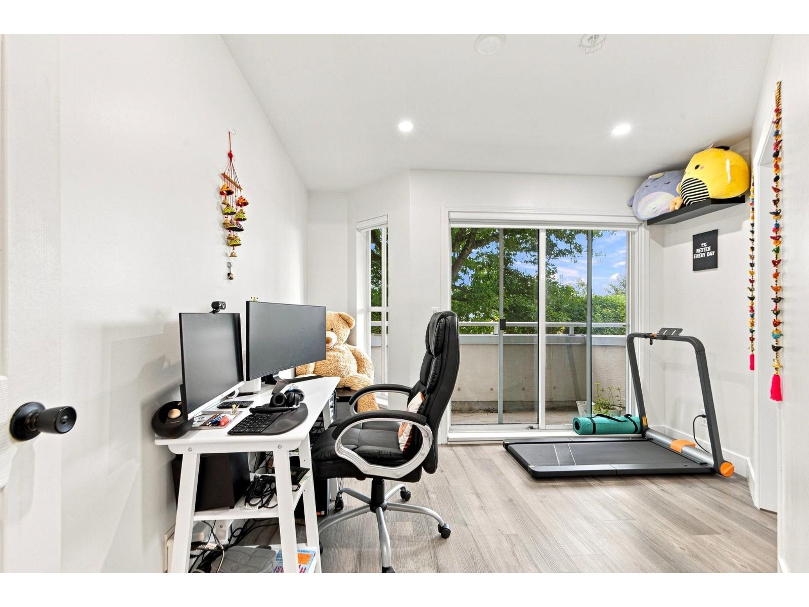 210 7171 121 Street, Surrey, British Columbia  V3W 1G9 - Photo 16 - R3150245