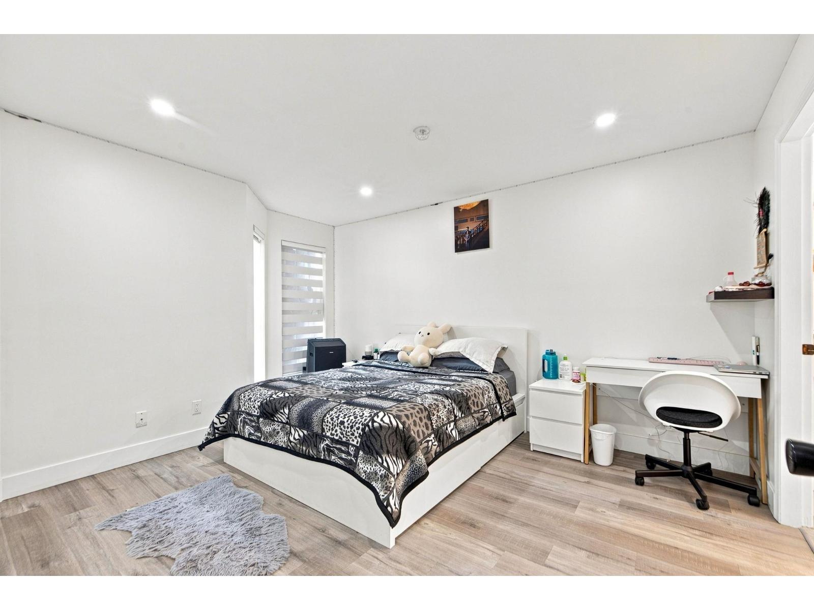 210 7171 121 Street, Surrey, British Columbia  V3W 1G9 - Photo 18 - R3150245