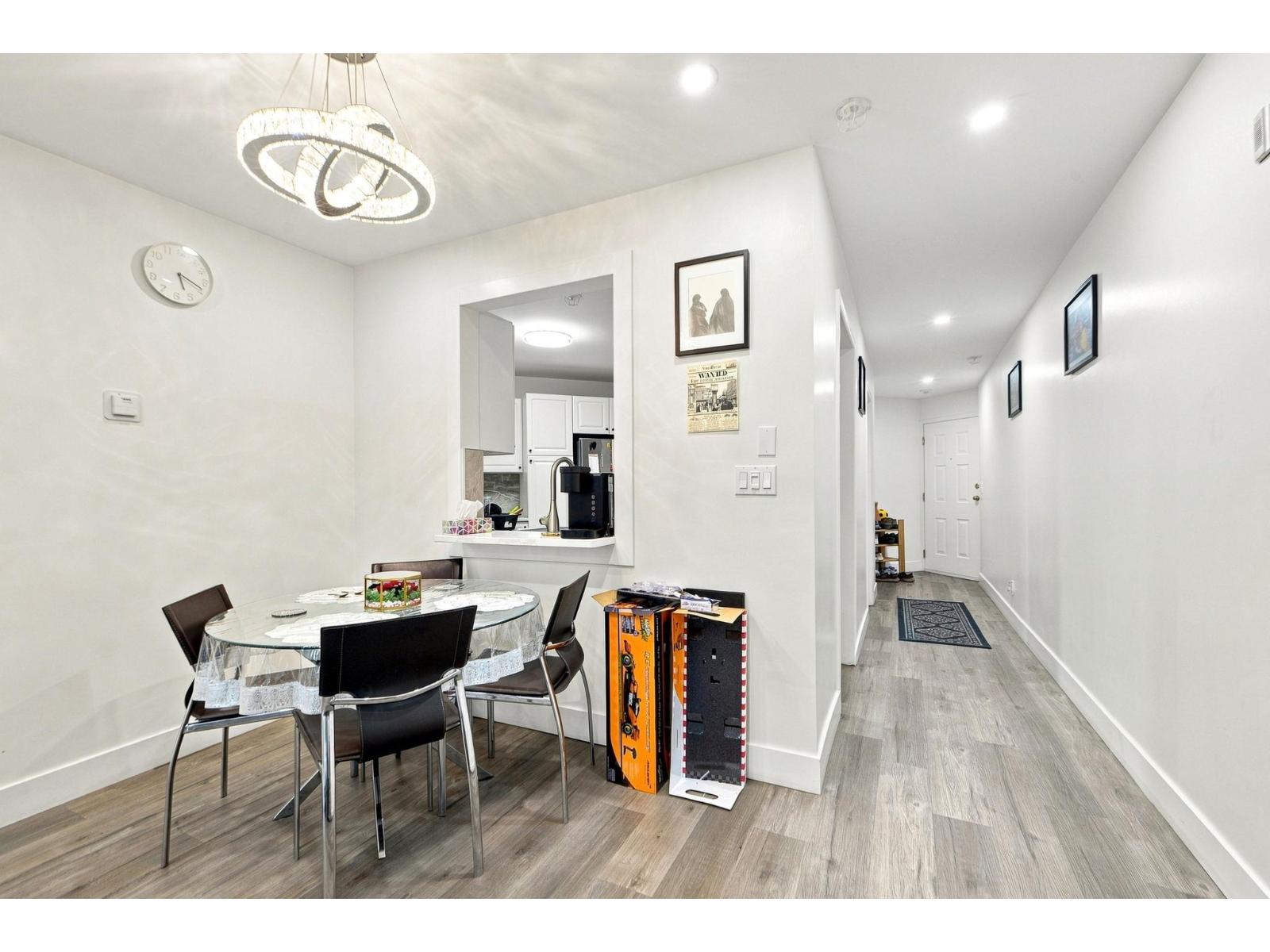 210 7171 121 Street, Surrey, British Columbia  V3W 1G9 - Photo 11 - R3150245