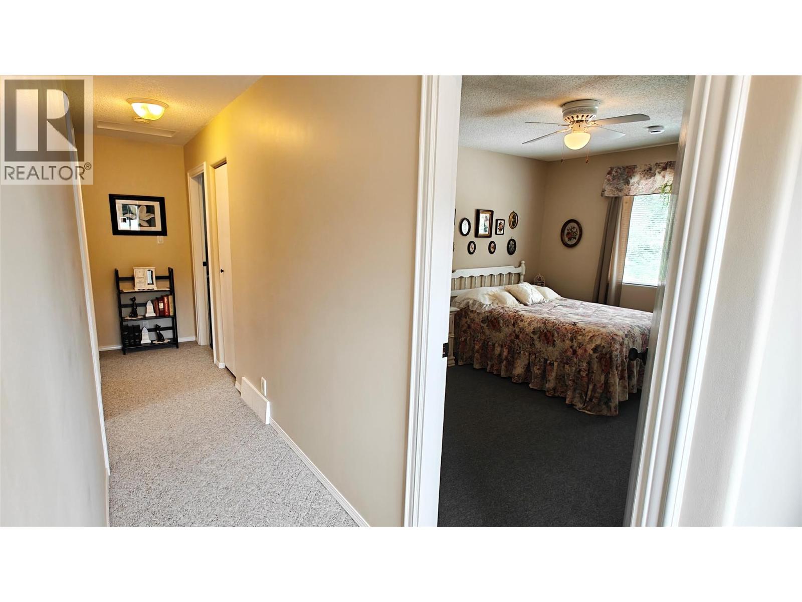 275 10th Avenue, Montrose, British Columbia  V0G 1P0 - Photo 22 - 10389597