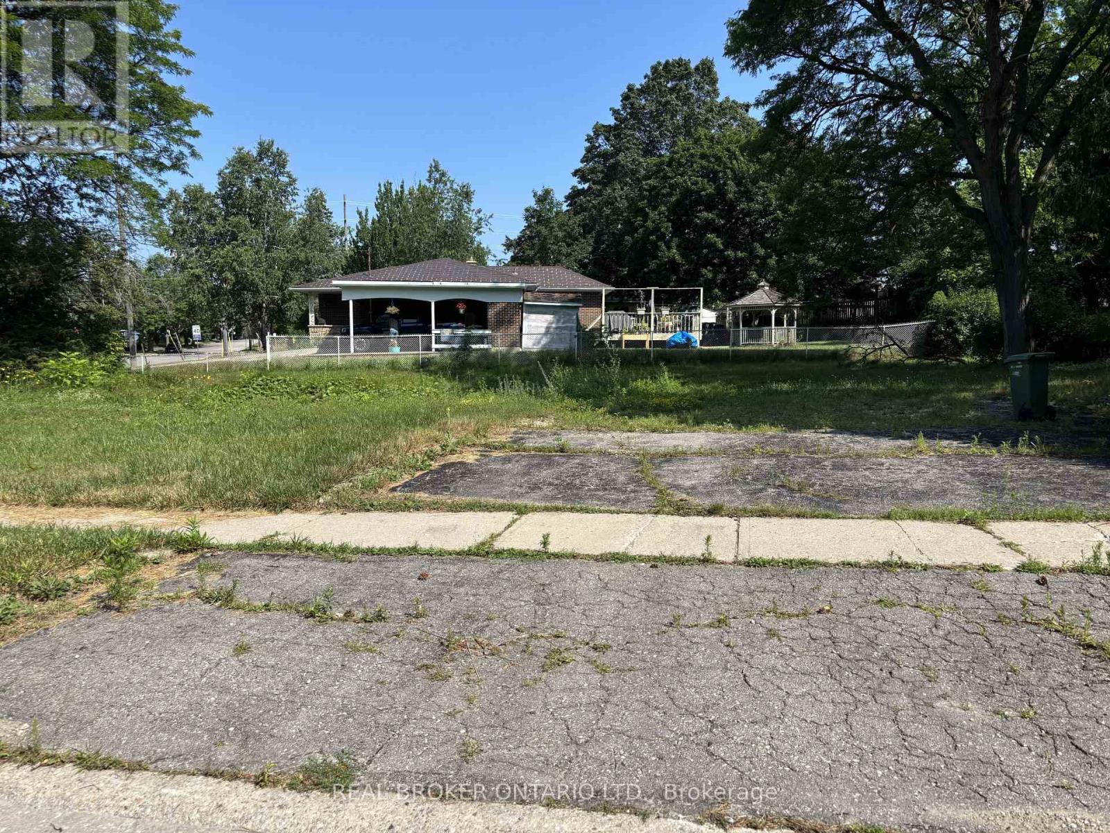 4 Sherwood Drive, Guelph, Ontario N1E 1R6 - Photo 5 - X13505460