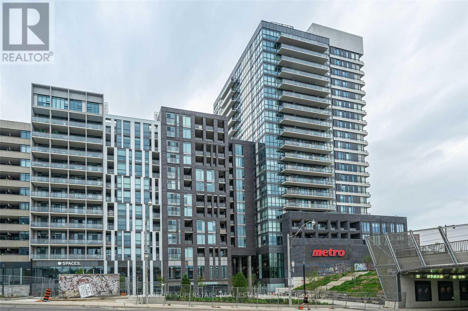 1805 - 20 Minowan Miikan Lane, Toronto, Ontario  M6J 0E5 - Photo 1 - C13614690