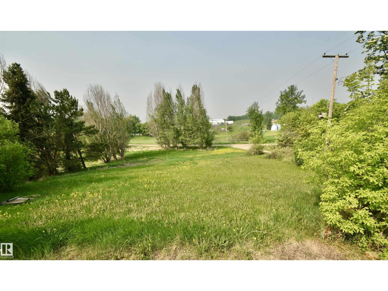 3403 & 3404 1st ST, Mallaig, Alberta