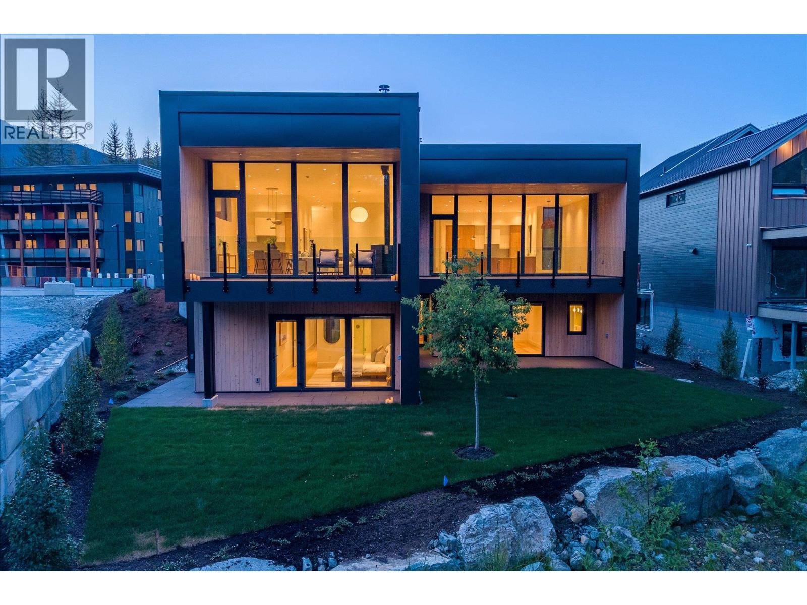 1702 River Run Place, Whistler, British Columbia  V8E 1P4 - Photo 22 - R3148689