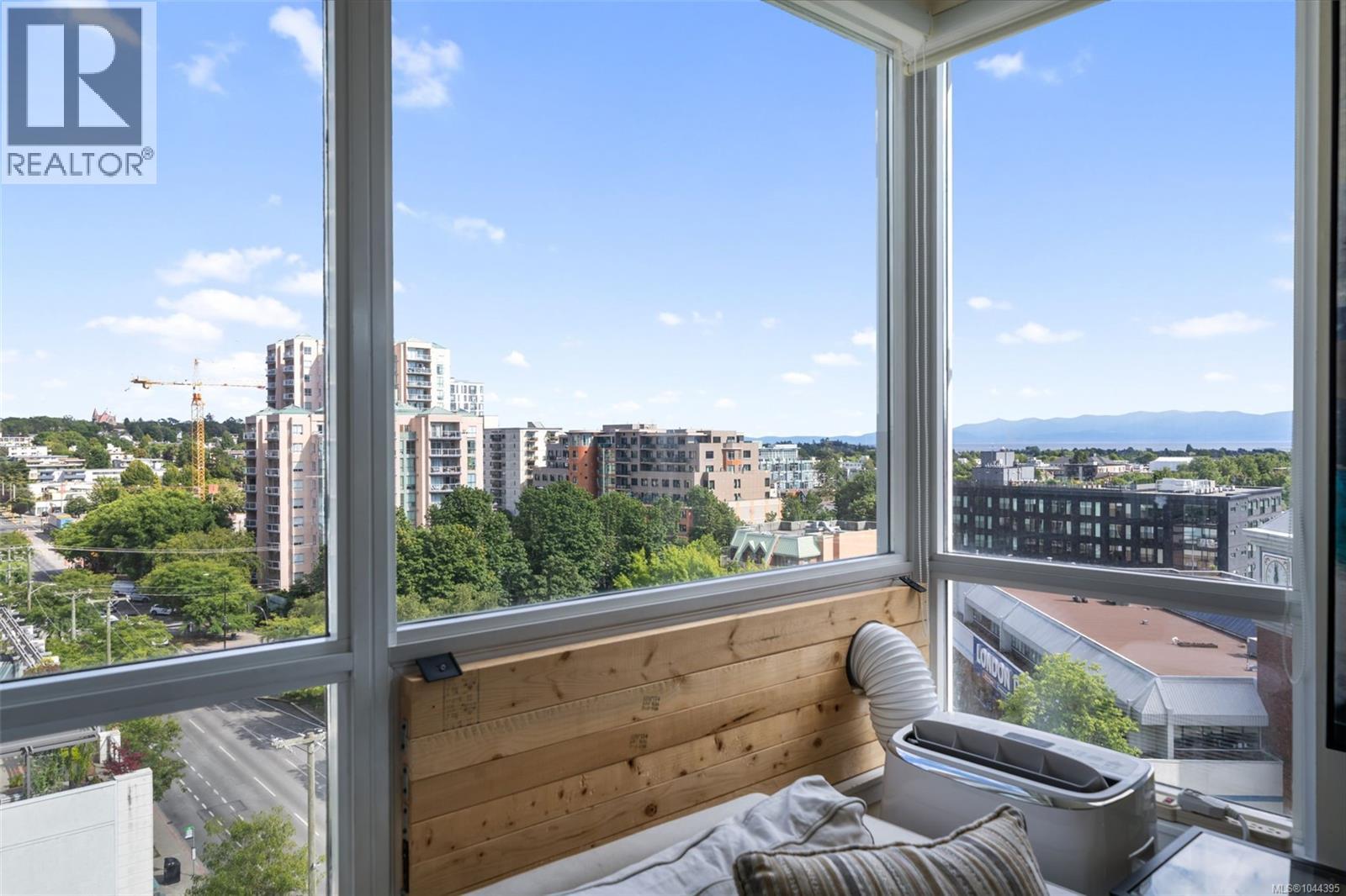 904 930 Yates St, Victoria, British Columbia V8V 4Z3 - Photo 19 - 1044395