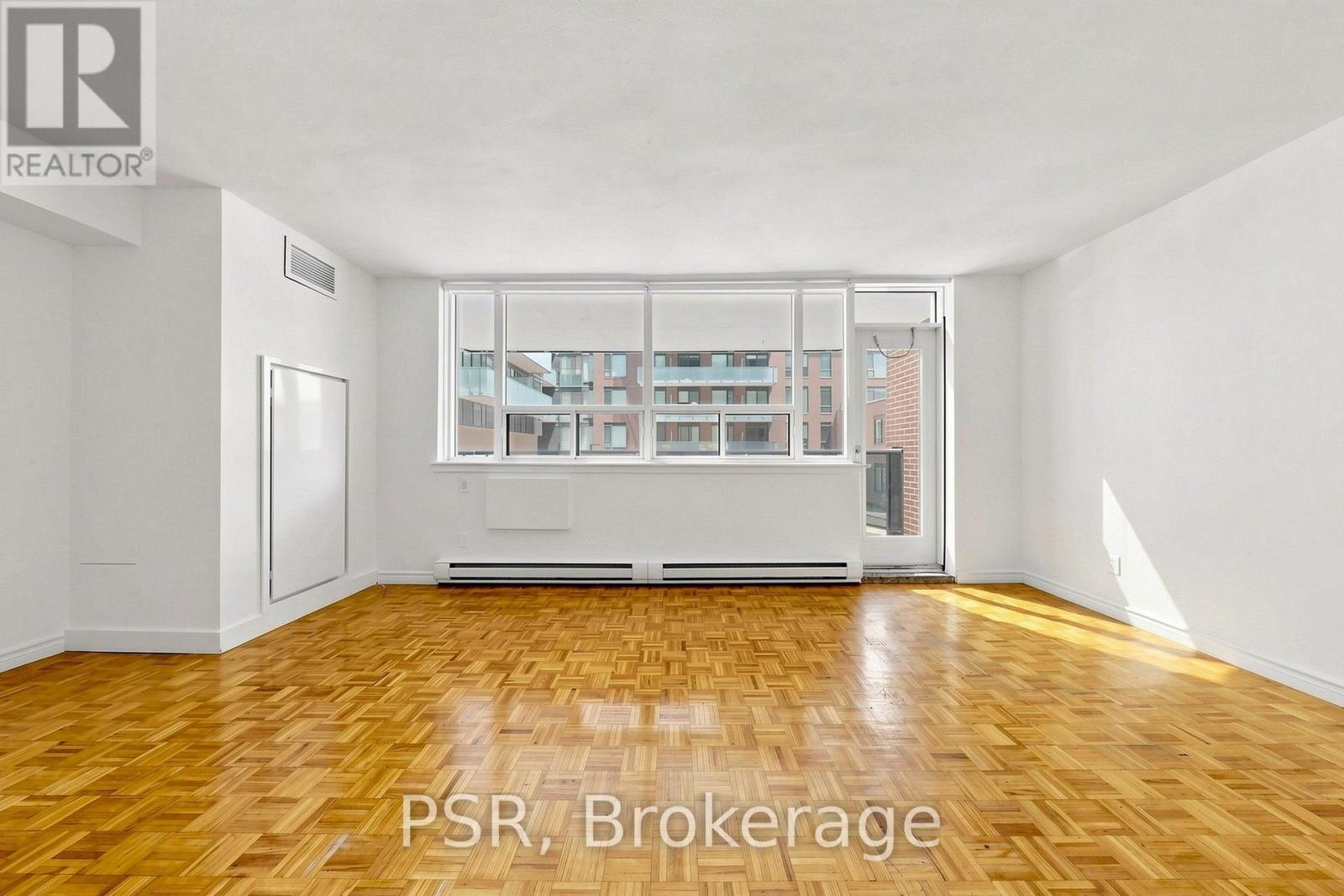 210 - 240 Markland Drive, Toronto, Ontario  M9C 1R3 - Photo 3 - W13614682