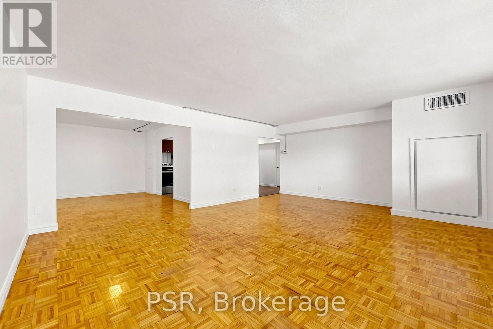 210 - 240 Markland Drive, Toronto, Ontario  M9C 1R3 - Photo 5 - W13614682
