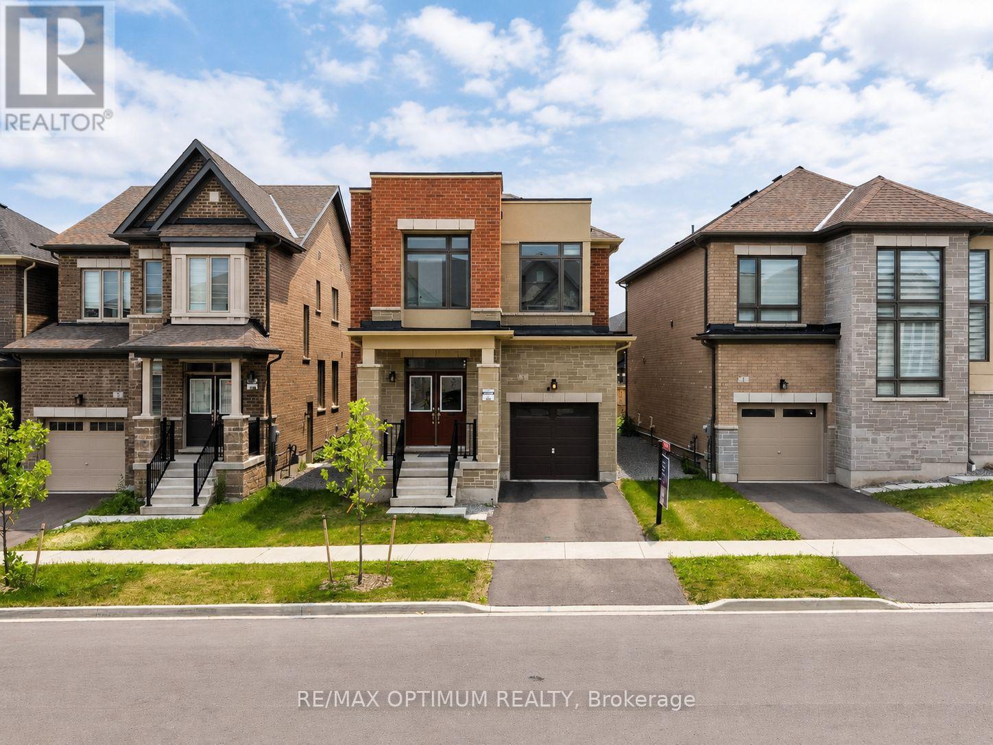 3 Armilia Place, Whitby, Ontario  L1P 0N9 - Photo 2 - E13601586