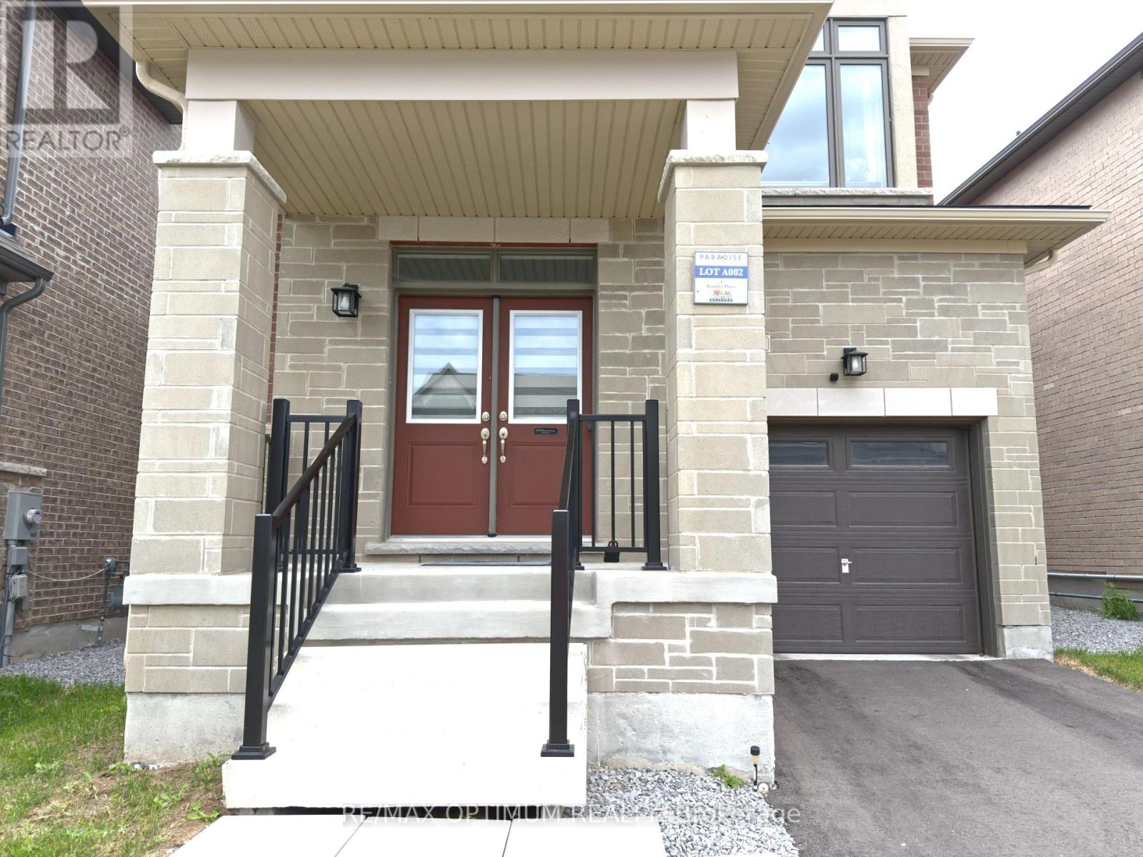 3 Armilia Place, Whitby, Ontario  L1P 0N9 - Photo 4 - E13601586