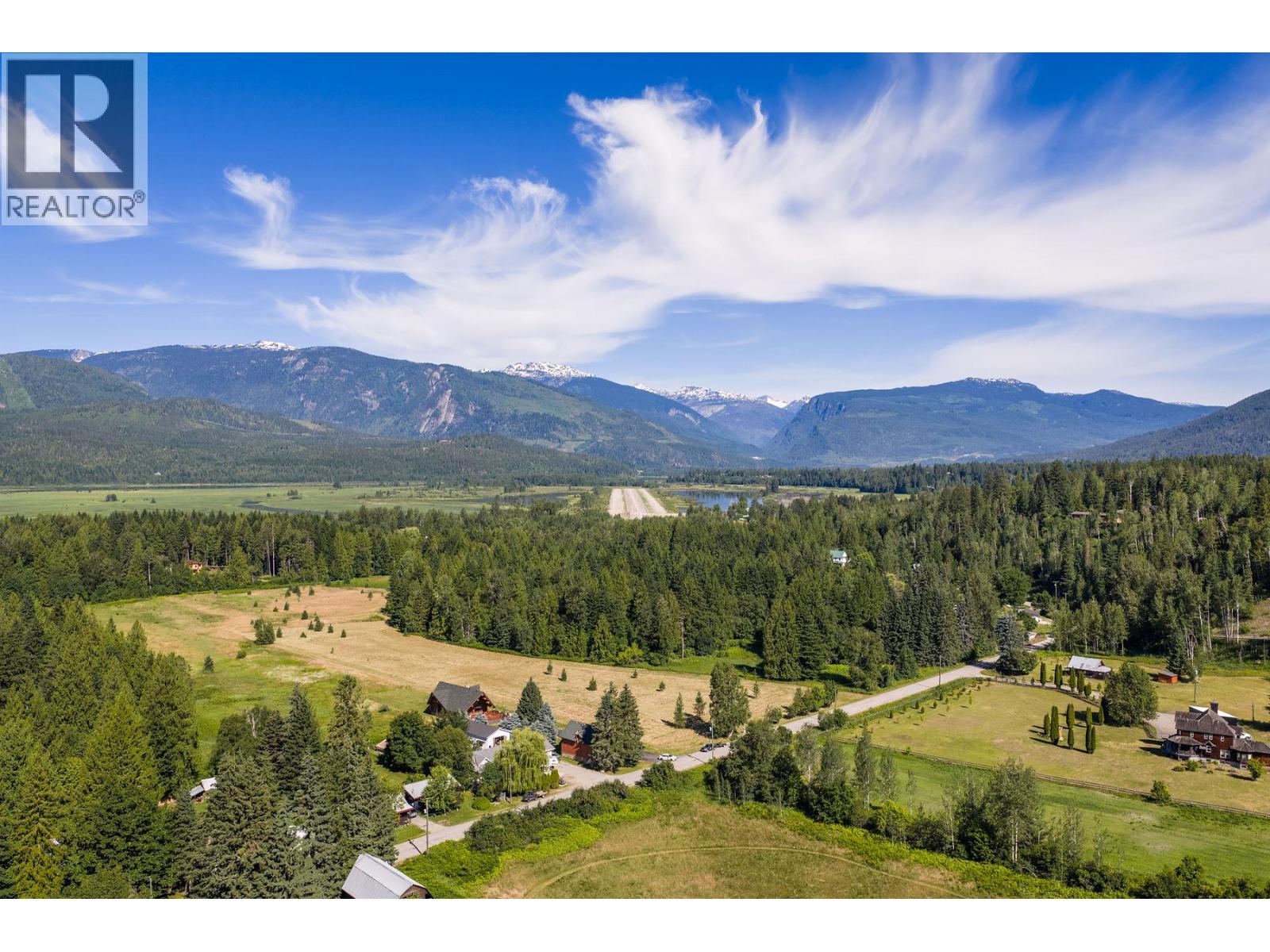 3309 Catherwood Road, Revelstoke, British Columbia V0E 2S1 - Photo 12 - 10394067