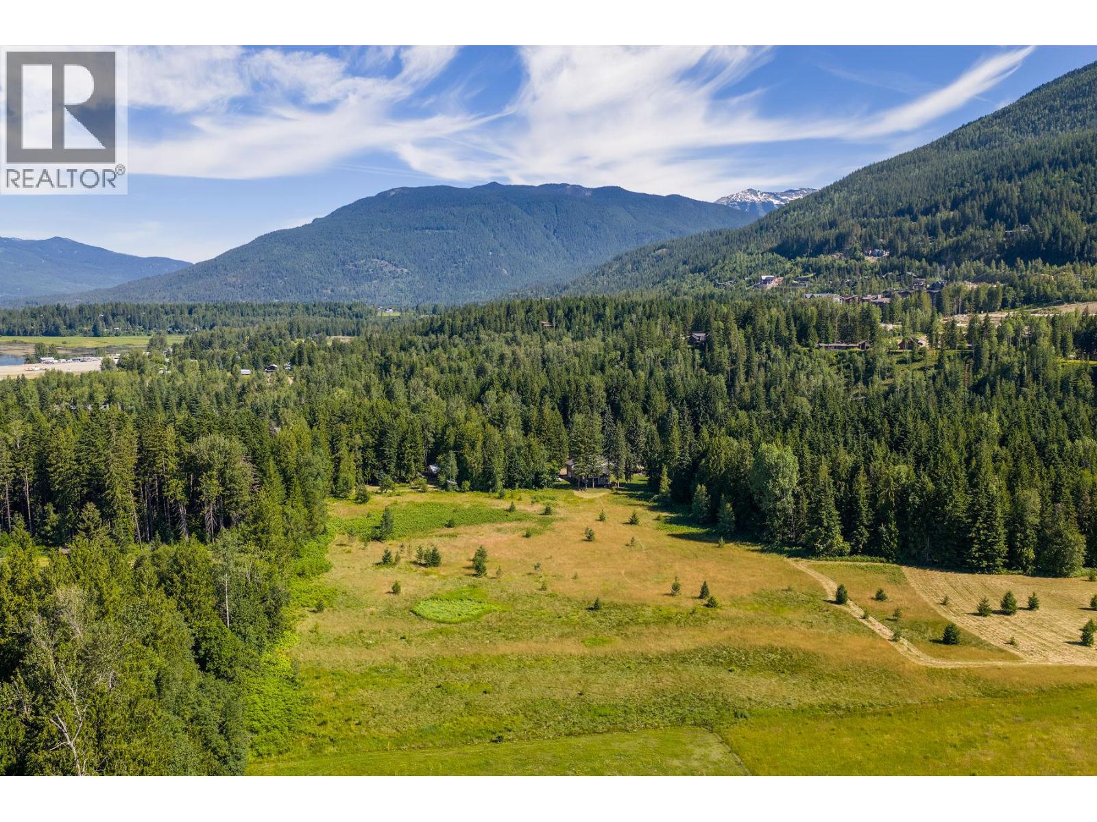 3309 Catherwood Road, Revelstoke, British Columbia V0E 2S1 - Photo 32 - 10394067
