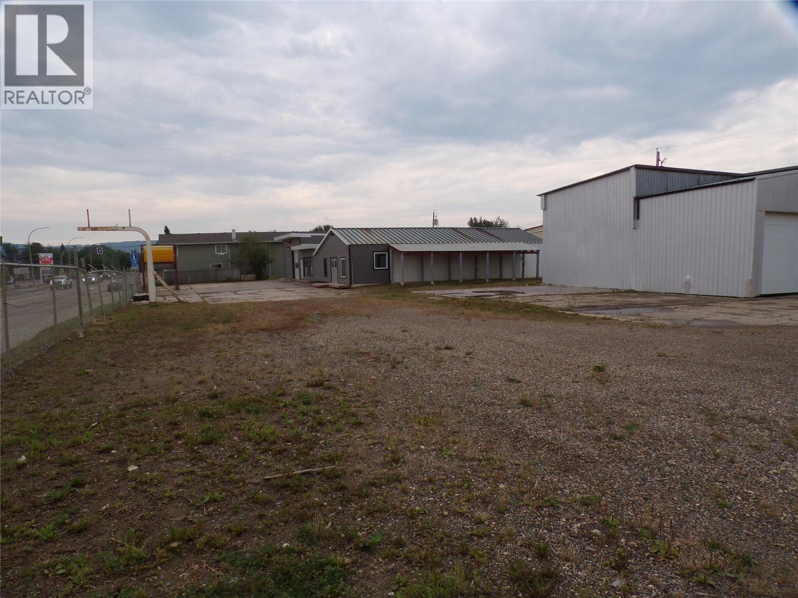 5001 2 Highway, Pouce Coupe, British Columbia  V0C 2C0 - Photo 25 - 198649