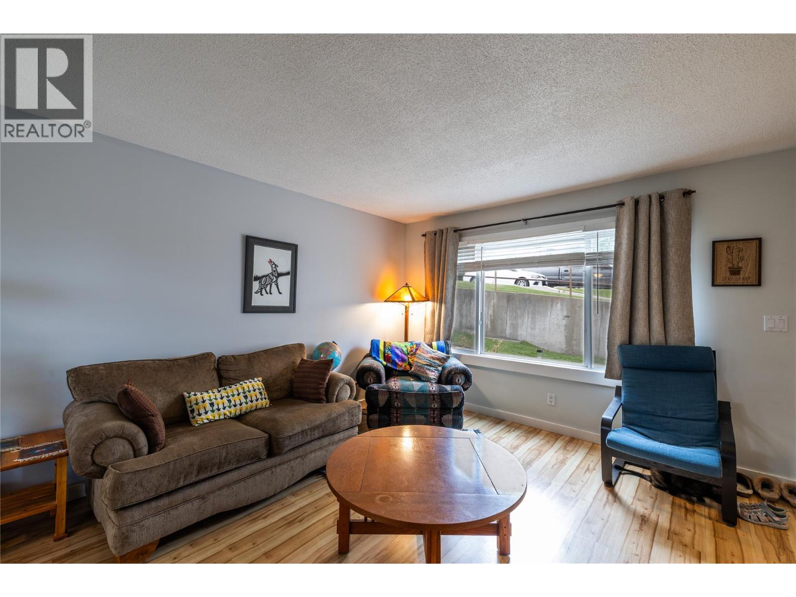 1605 Summit Drive Unit# 75, Kamloops, British Columbia  V2E 2A5 - Photo 2 - 10388761