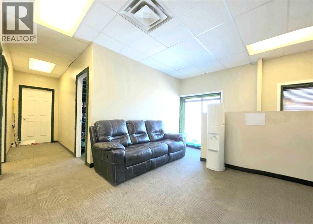 12703 & 12707 101 Street, Grande Prairie, Alberta  T8V 5S1 - Photo 21 - A2332617