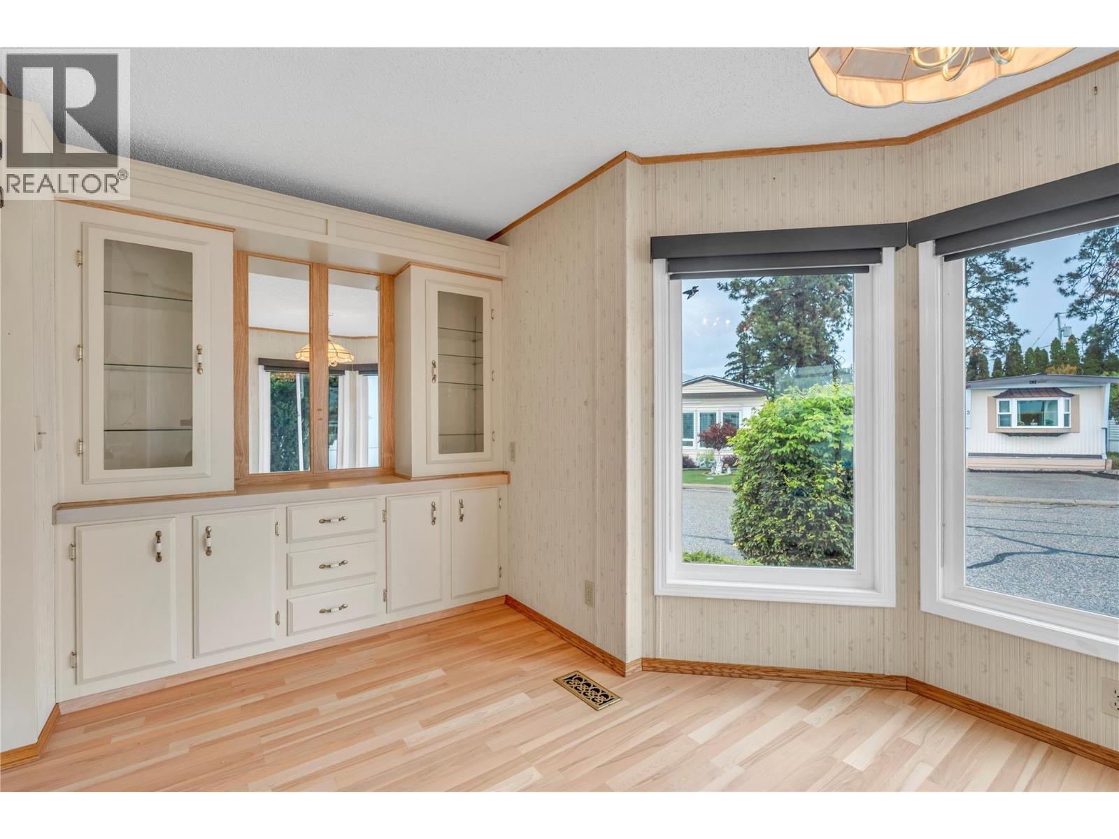98 Okanagan Avenue E Unit# 25, Penticton, British Columbia  V2A 3J5 - Photo 6 - 10389882