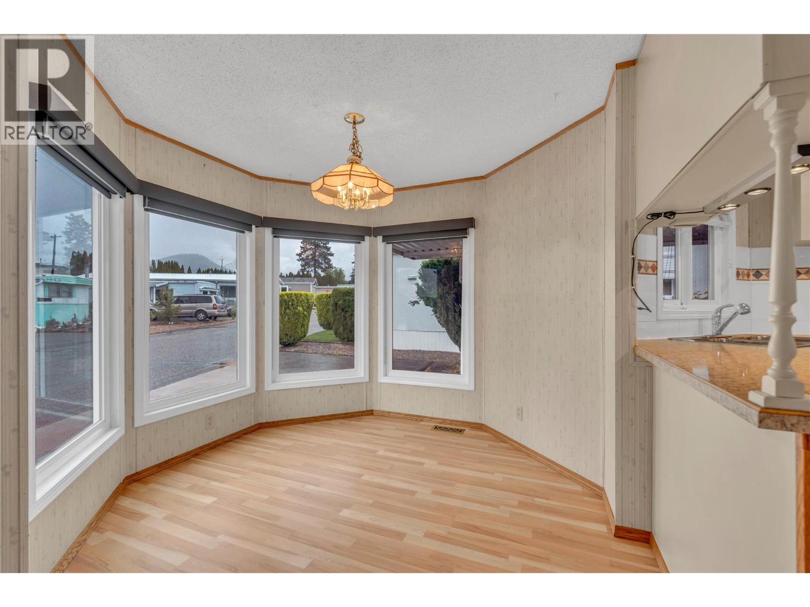 98 Okanagan Avenue E Unit# 25, Penticton, British Columbia  V2A 3J5 - Photo 5 - 10389882
