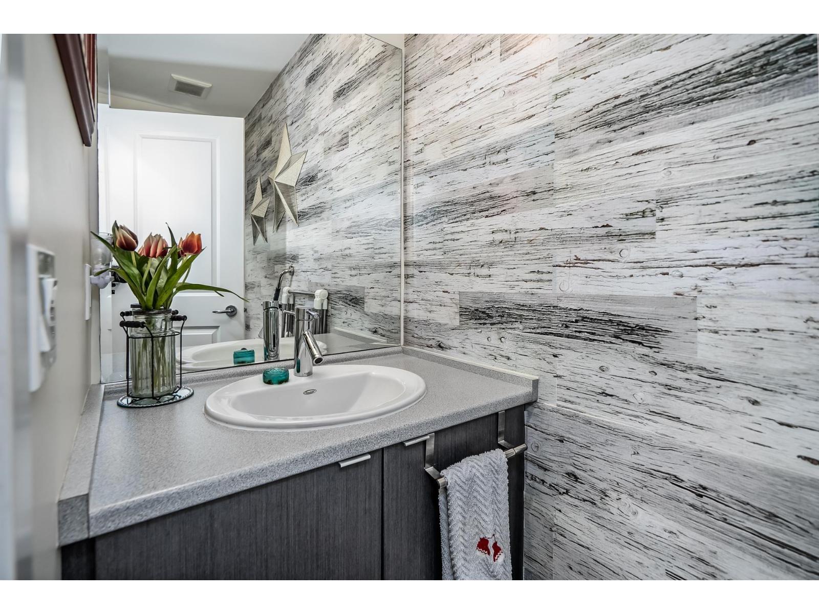 16 19505 68a Avenue, Surrey, British Columbia  V4N 6K3 - Photo 12 - R3150727
