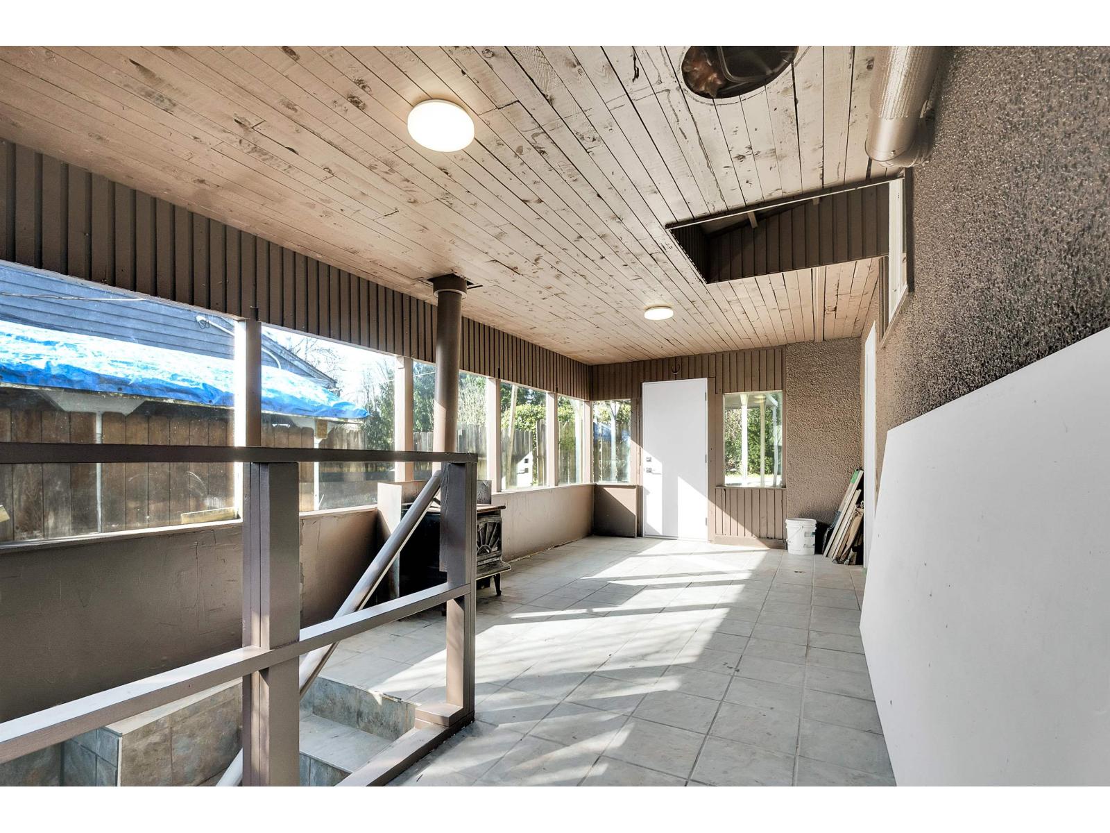 7489 Maple Street, Mission, British Columbia  V2V 3N8 - Photo 9 - R3149740
