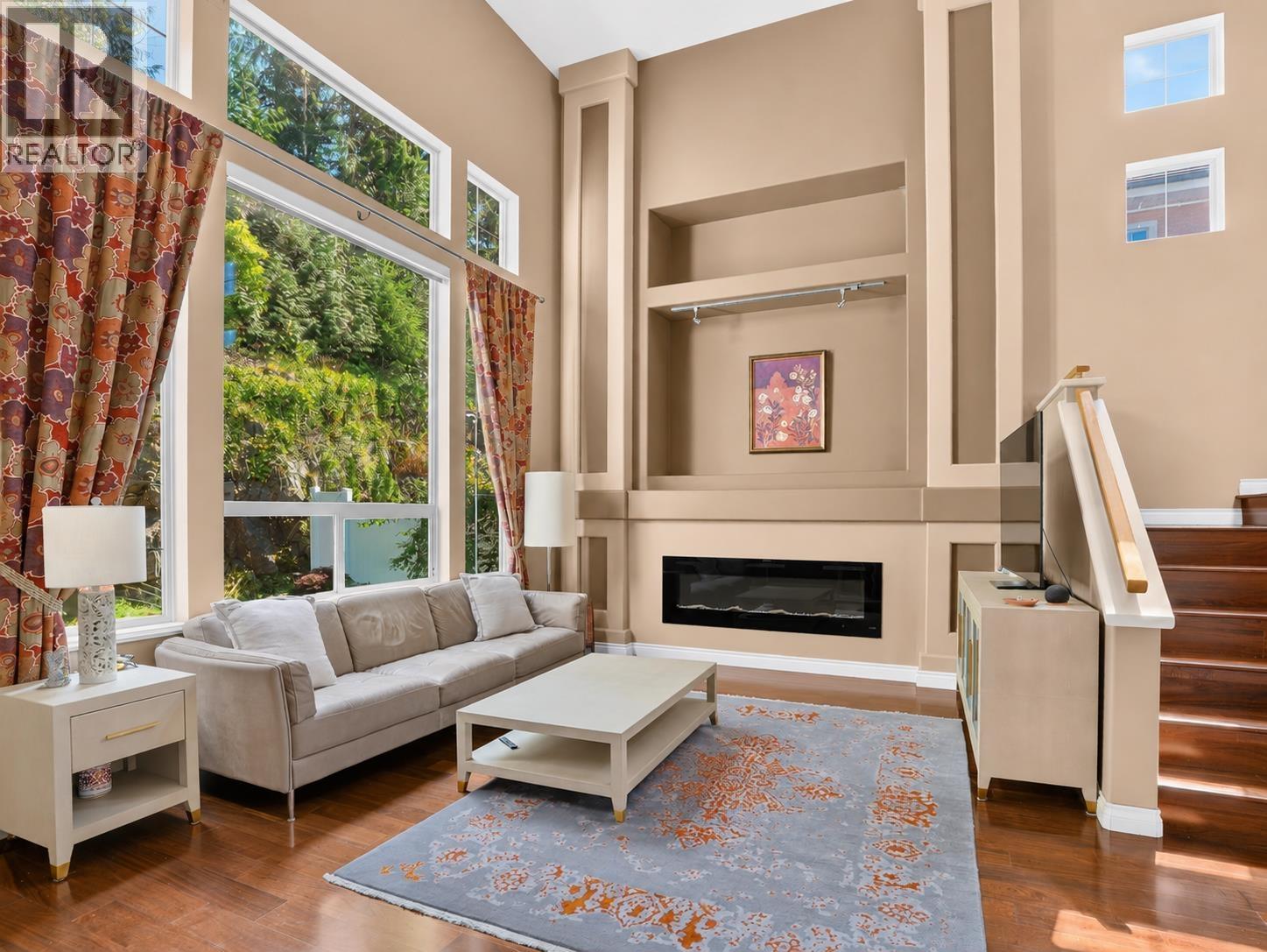 1981 Parkway Boulevard, Coquitlam, British Columbia  V3E 3J8 - Photo 5 - R3150634