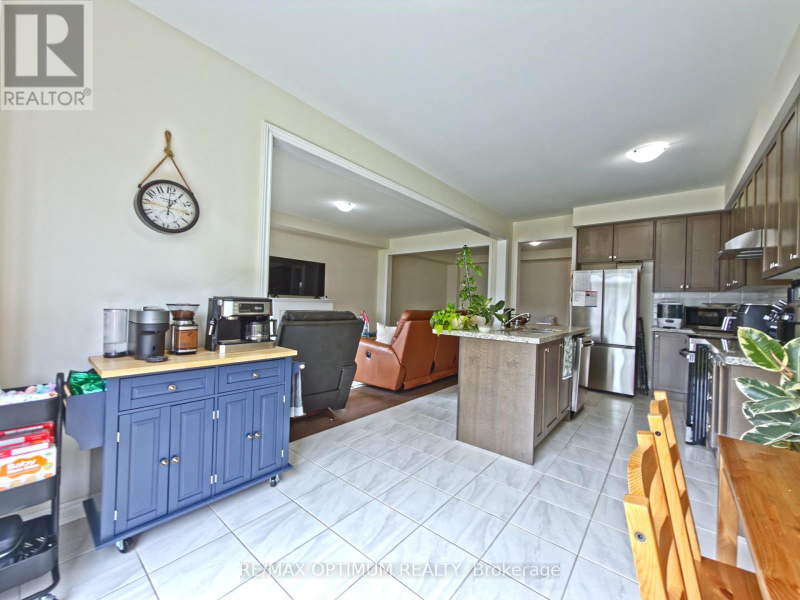 3 Armilia Place, Whitby, Ontario  L1P 0N9 - Photo 13 - E13601586