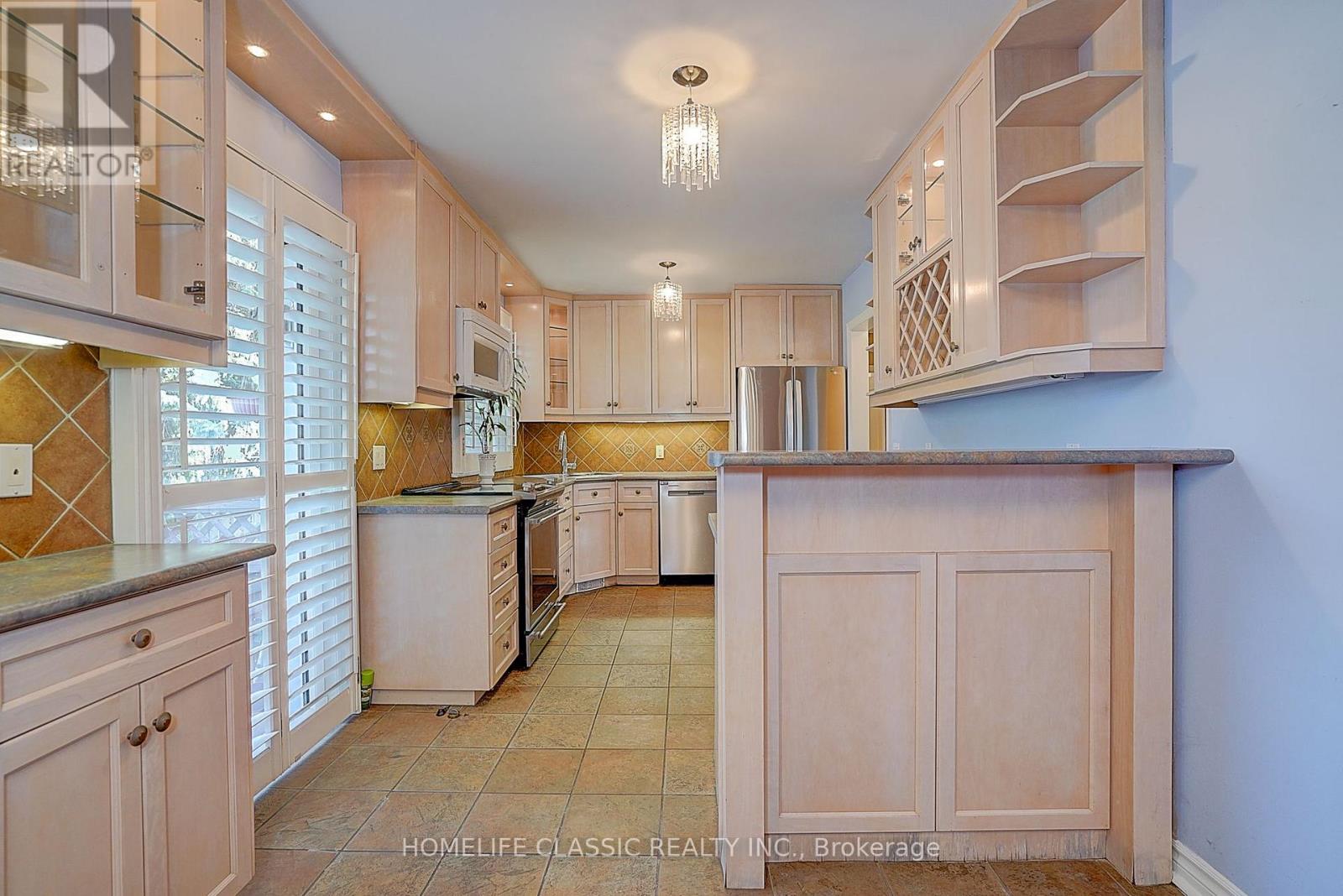 267 Iredale Road, Richmond Hill, Ontario  L4C 4R5 - Photo 10 - N13614568