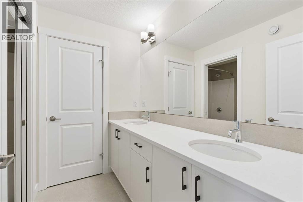 120 Creekstone Circle SW, Calgary, Alberta  T2X 5M6 - Photo 35 - A2309344