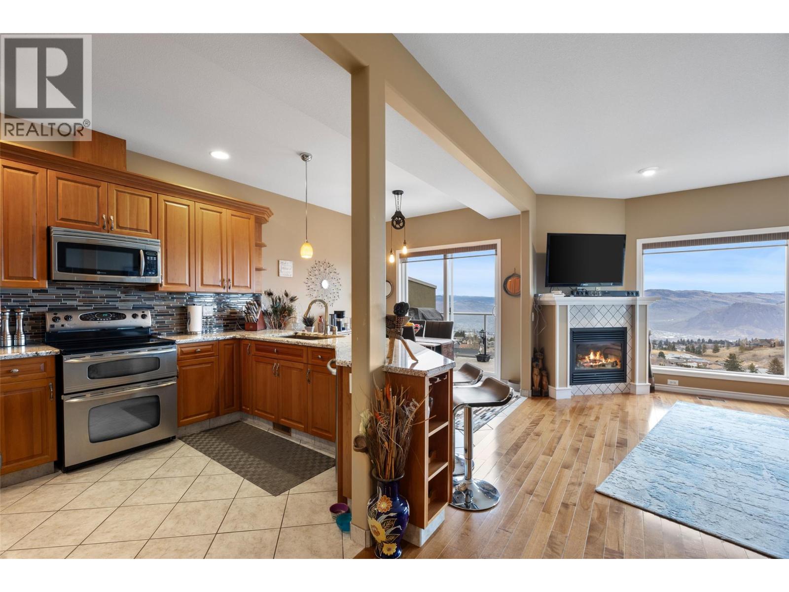 2365 Abbeyglen Way Unit# 31, Kamloops, British Columbia  V1S 1Y3 - Photo 11 - 10384110