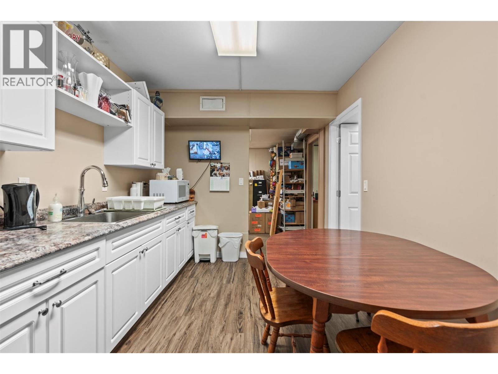 608 Cliff Avenue, Enderby, British Columbia  V0E 1V0 - Photo 32 - 10391381